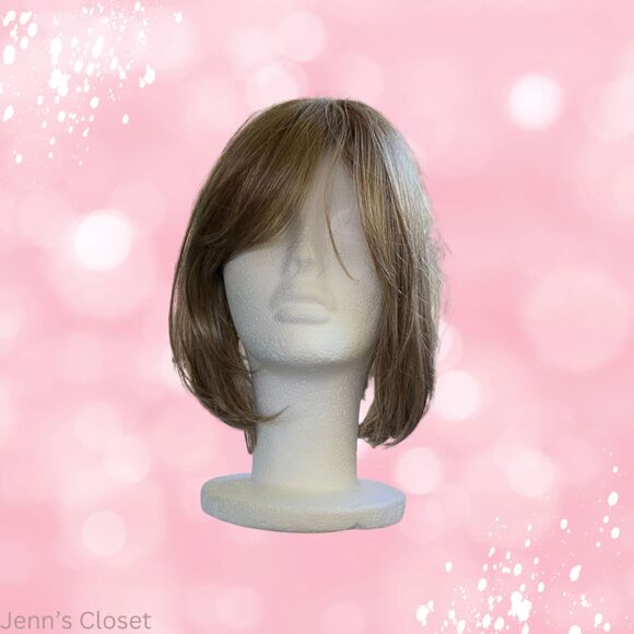 Gabor Top Tier in Butter Toast(?). Not a full wig. - Picture 1 of 9